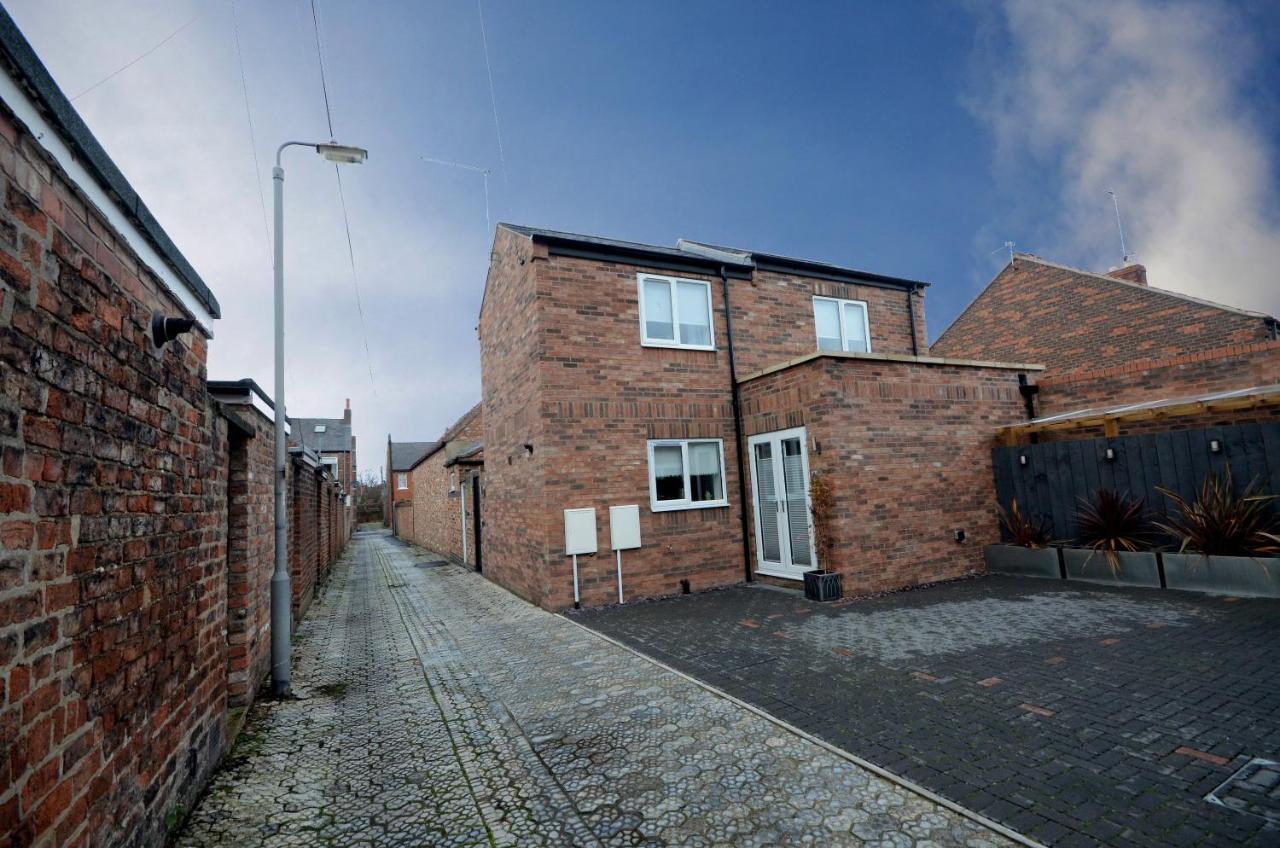 The Mews - 2 Bedroom Luxury, Spacious House With Free Parking York Exteriér fotografie